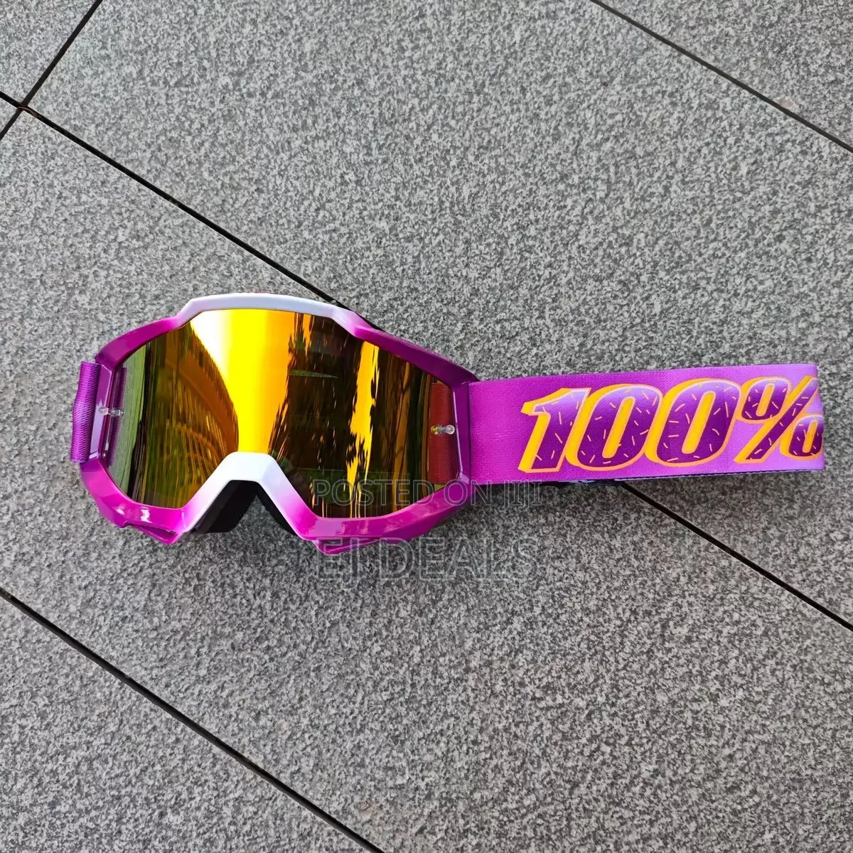 Stylish Motorcycle Goggles With UV Protection
