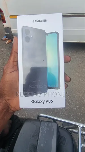 New Samsung Galaxy A06 128 GB Black