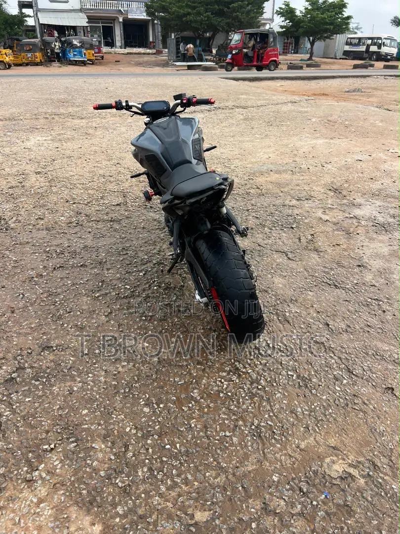 Yamaha FZ 2022