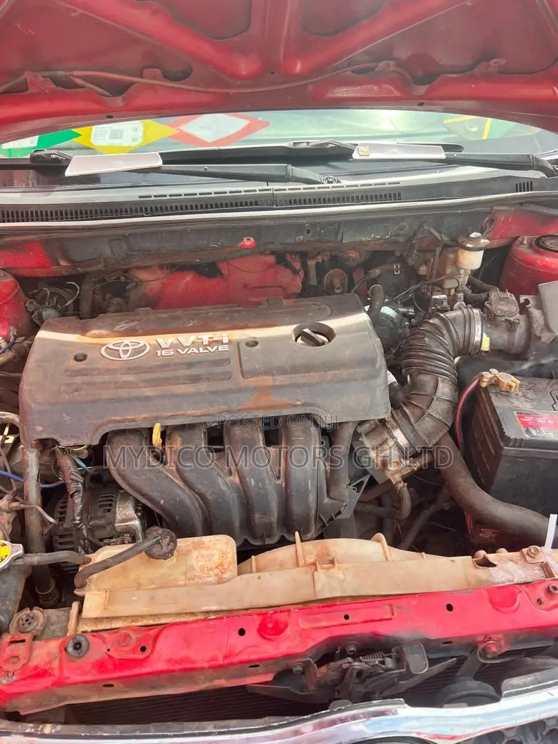 Toyota Corolla Verso 1.8 VVT-i 2008 Red