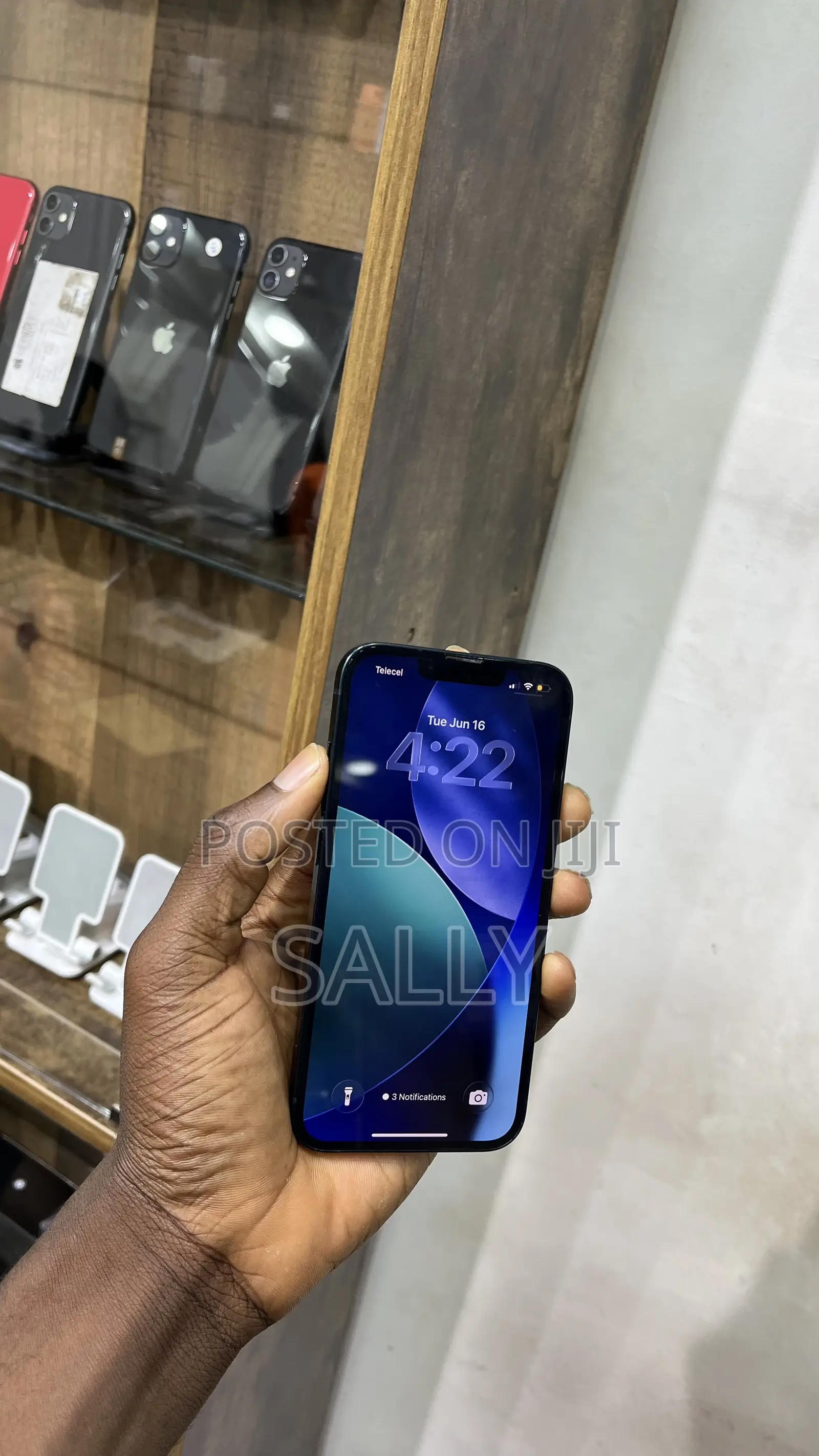 Apple iPhone 13 128 GB Black
