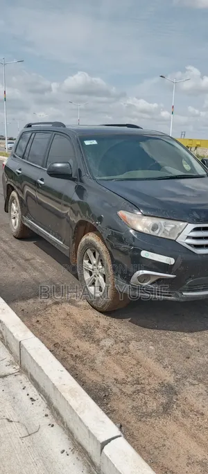 Toyota Highlander 2012 Black
