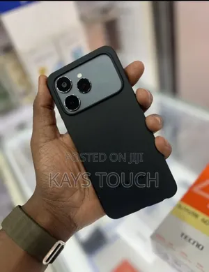 Tecno Spark 40 128 GB Silver