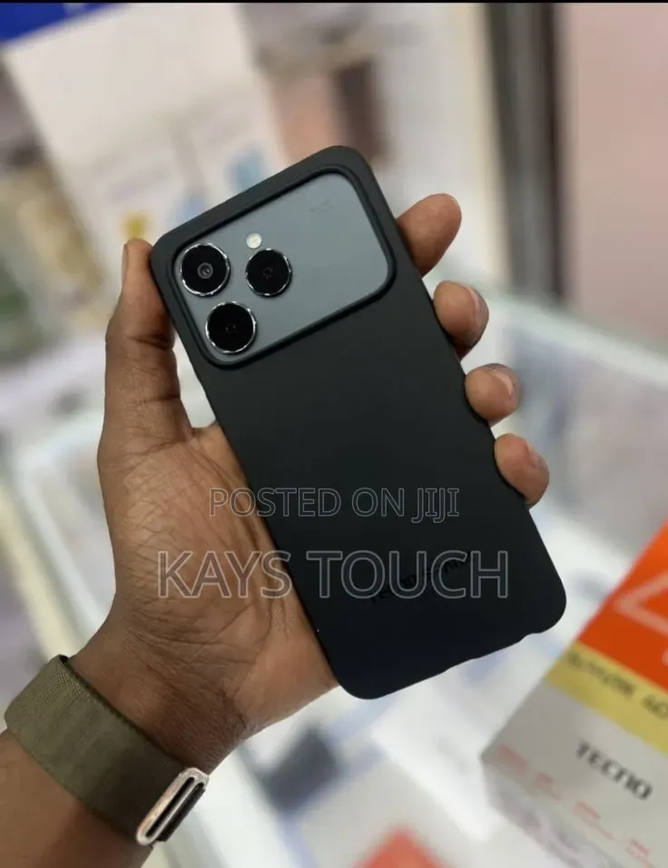 Tecno Spark 40 128 GB Silver