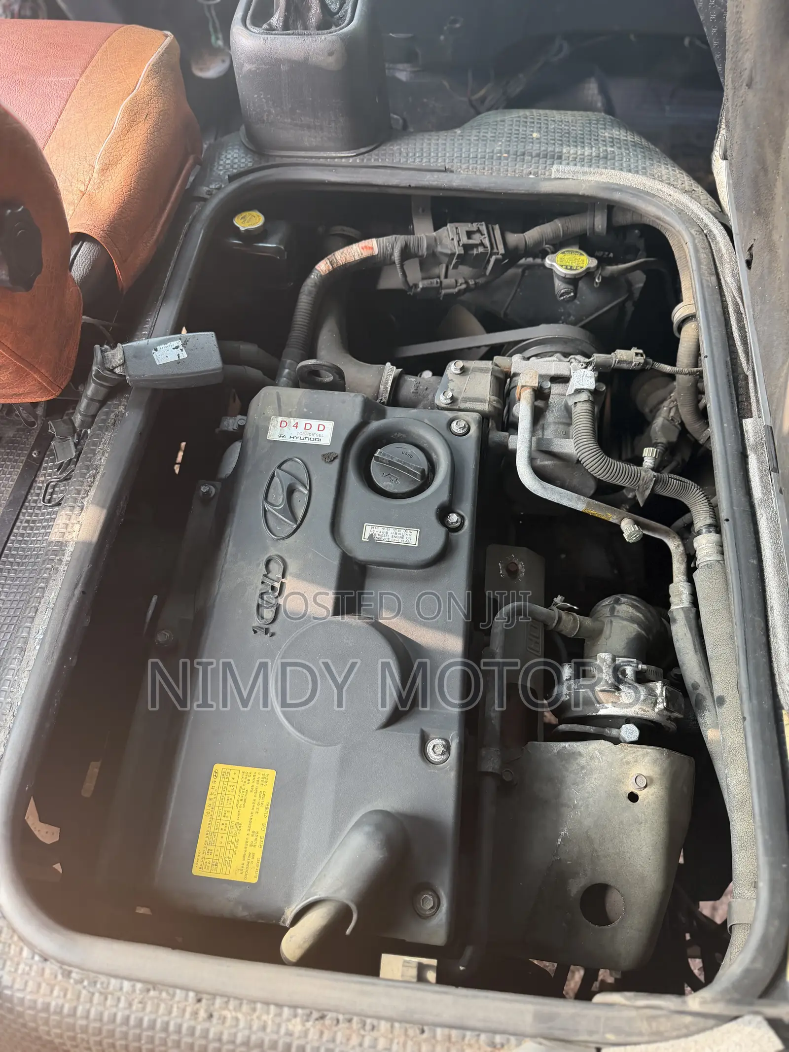 Hyundai County 2014 Yellow