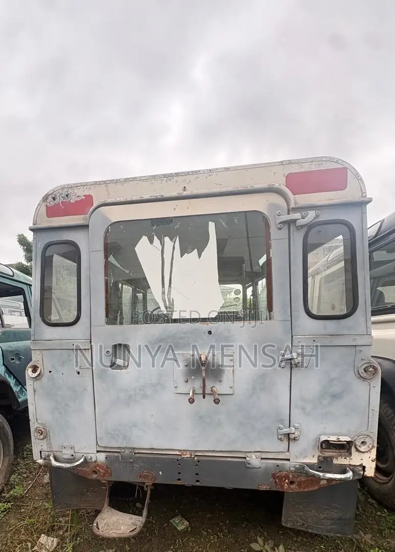Land Rover Defender 1988 Gray