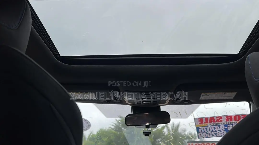 Toyota Corolla XSE 2022 Silver