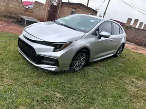 Toyota Corolla XSE 2022 Silver