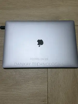 Laptop Apple MacBook Pro 32GB Intel Core i7 SSD 512GB