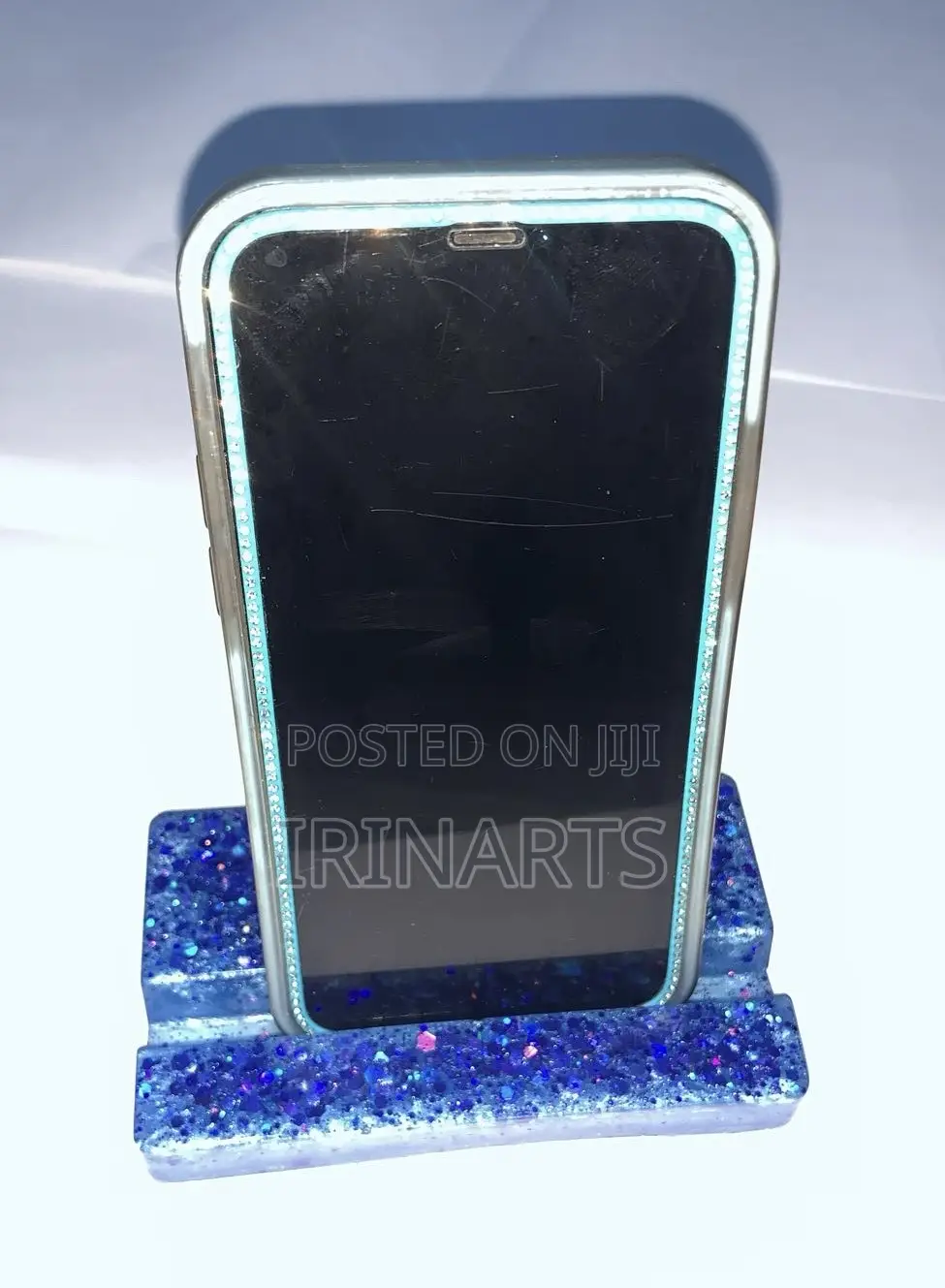 Resin Phone Stand