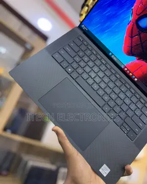 Laptop Dell Precision 5550 32GB Intel Core i7 SSD 512GB