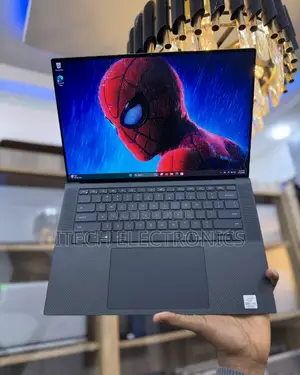Laptop Dell Precision 5550 32GB Intel Core i7 SSD 512GB