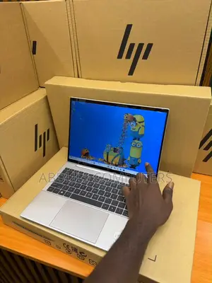 Laptop HP Dragonfly G3 32GB Intel Core i7 SSD 512GB