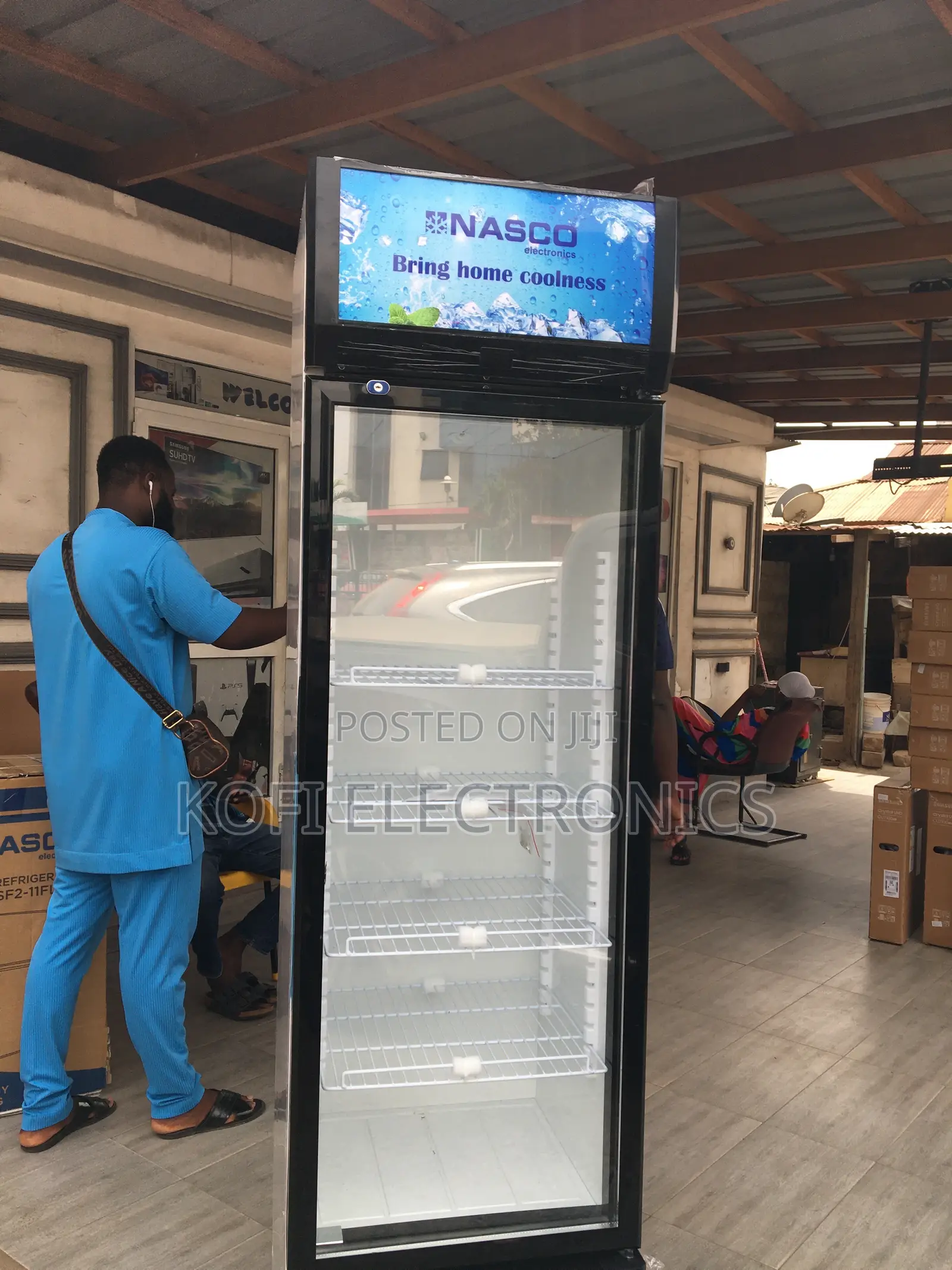 Suitable for Restaurants,shop Pub Nasco 358Ltrs Display Fridge