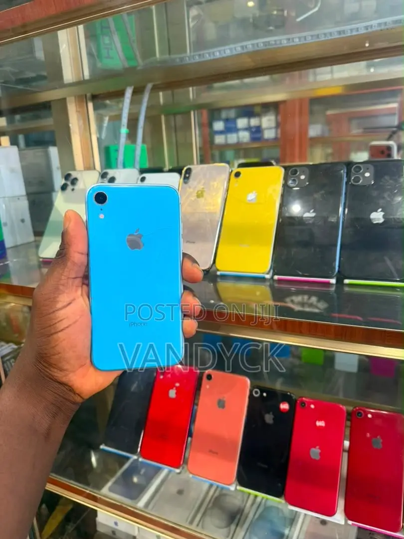 Apple iPhone XR 128 GB Gray