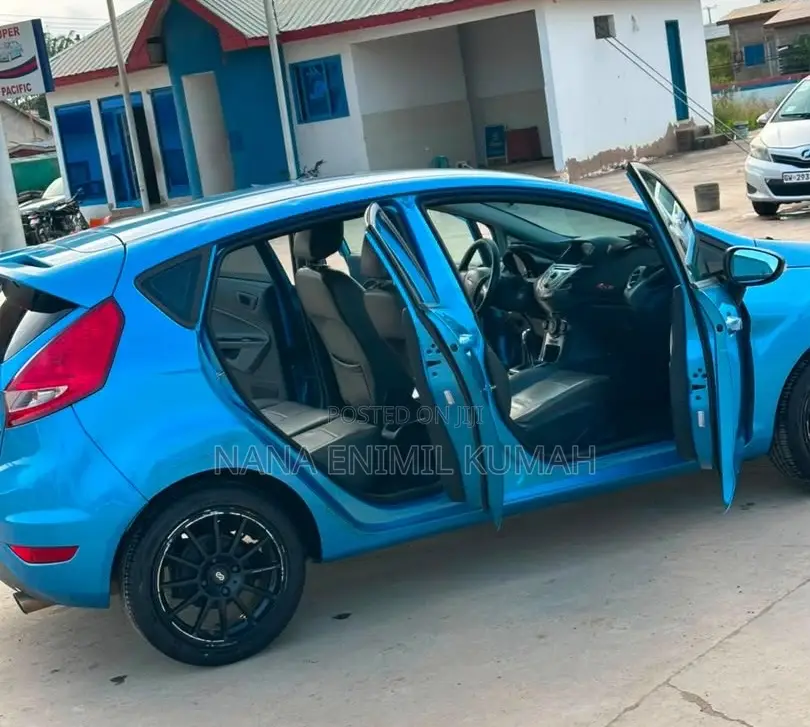 Ford Fiesta 2017 Blue