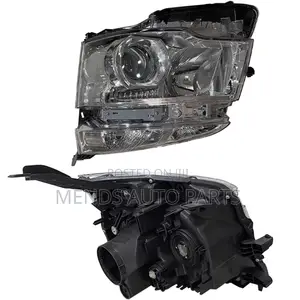 Toyota Voxy 2013 Front Headlights