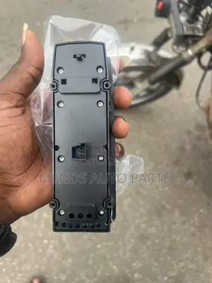 Mercedes Benz Door Switch Control