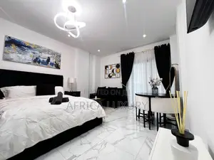 Exclusive Studio Serviced Apartment at Essence