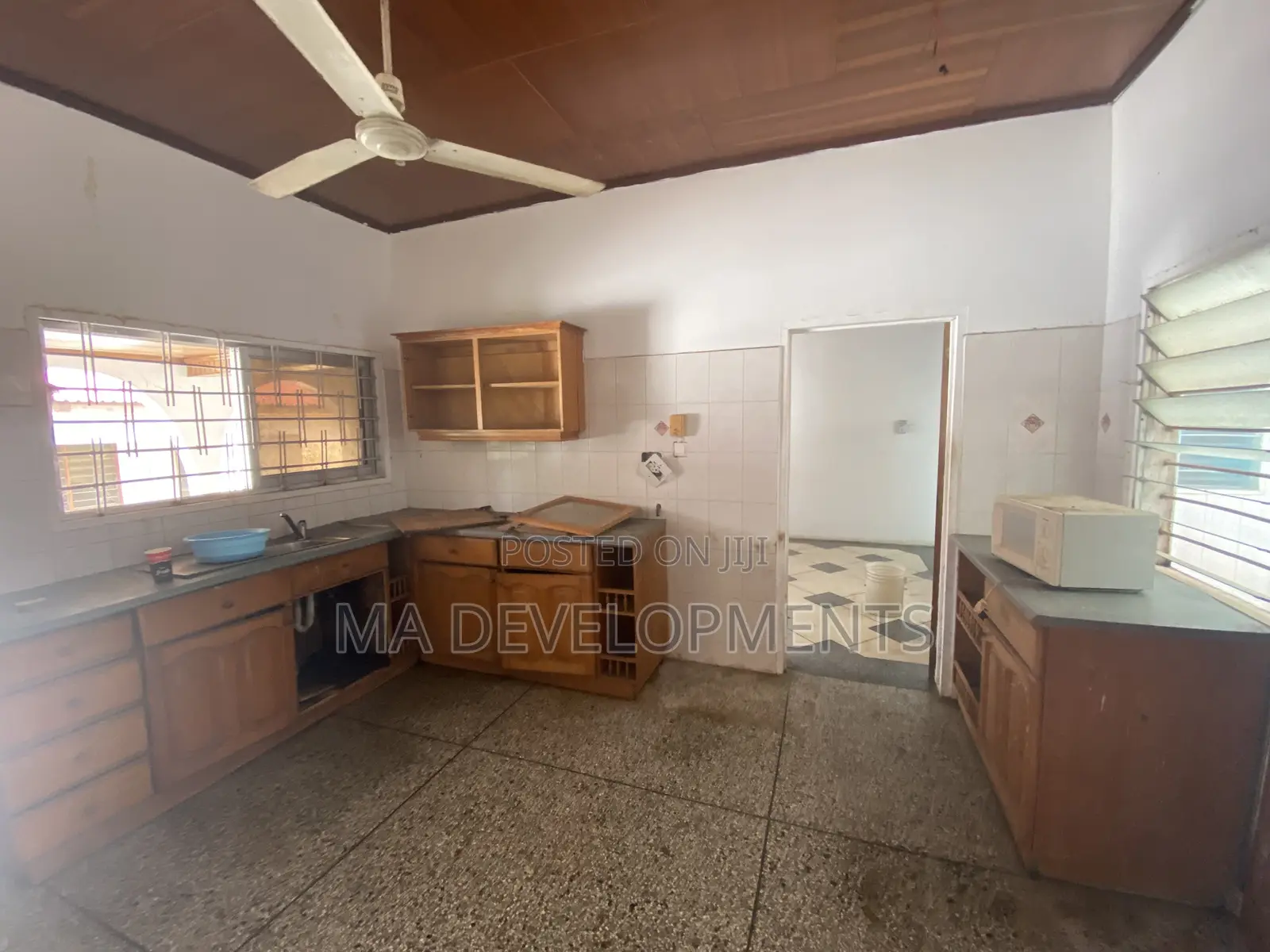 4bdrm Apartment in Madev Realty, Mile 7 for rent