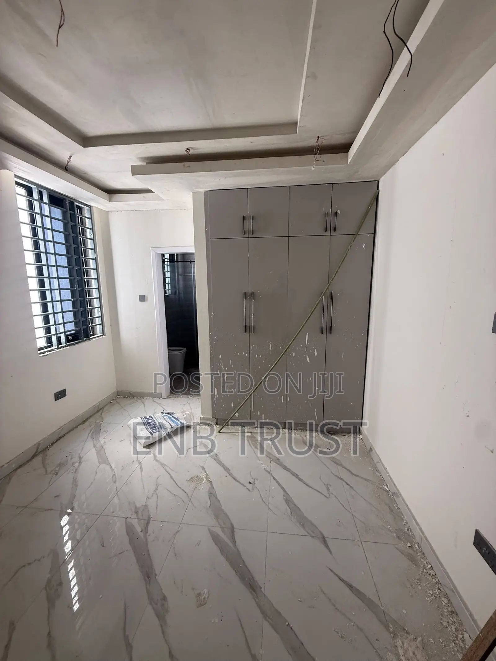 5bdrm Duplex in Lartebiokorshie for rent