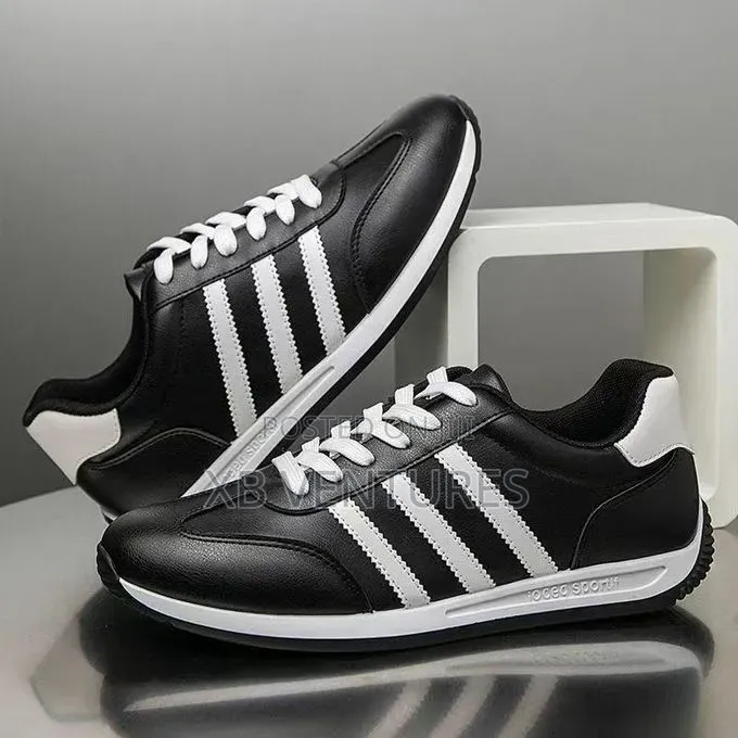 Black and White Comfortable Men Walking Shoes