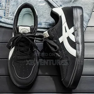 Versatile Black and White Casual Shoes for Spring