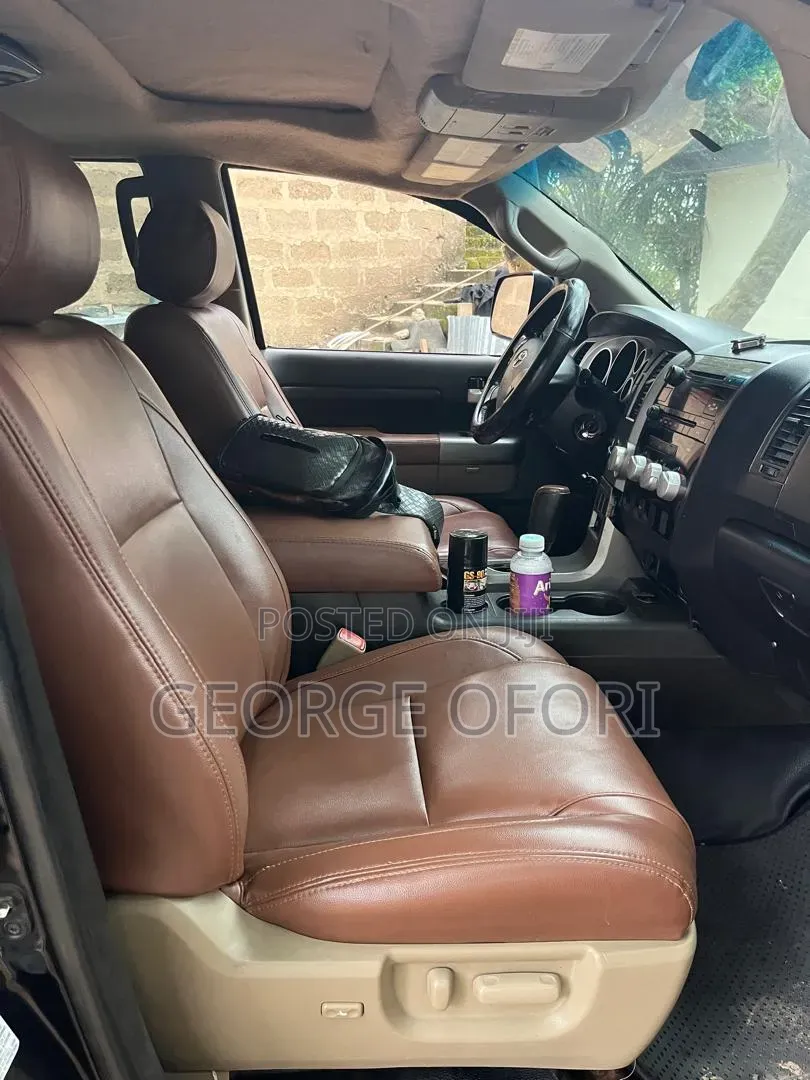 Toyota Tundra 2014 Black