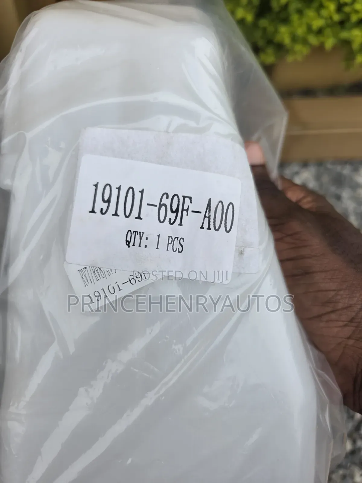 2023–2026 CR-V Hybrid 19101-69f-A00 Engine Coolant Reserve/Overflow