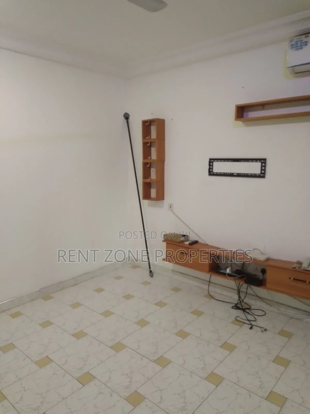 2bdrm Apartment in Ofankor for rent