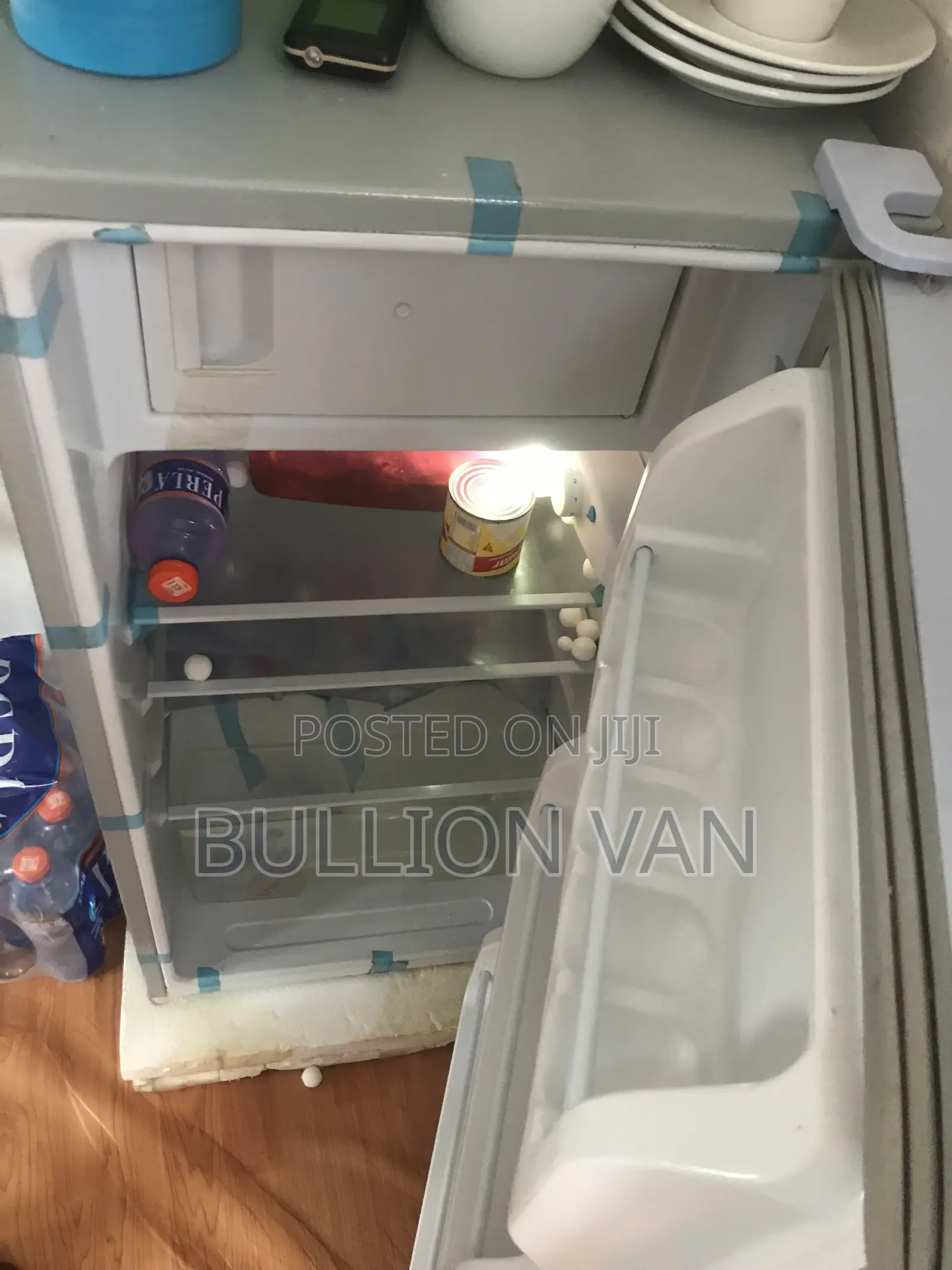 Slitly Used Table Top Fridge