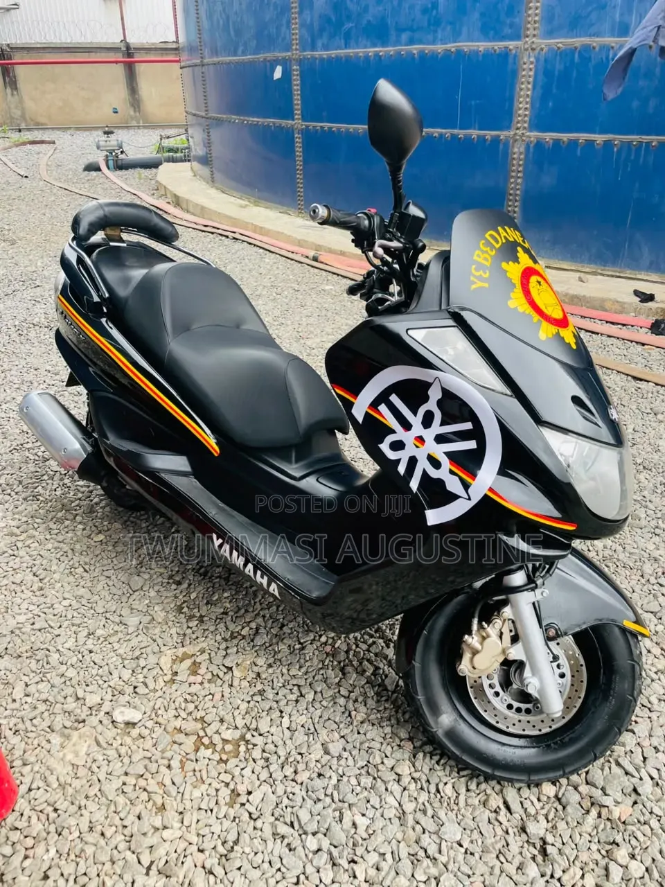 Yamaha 1987 Black