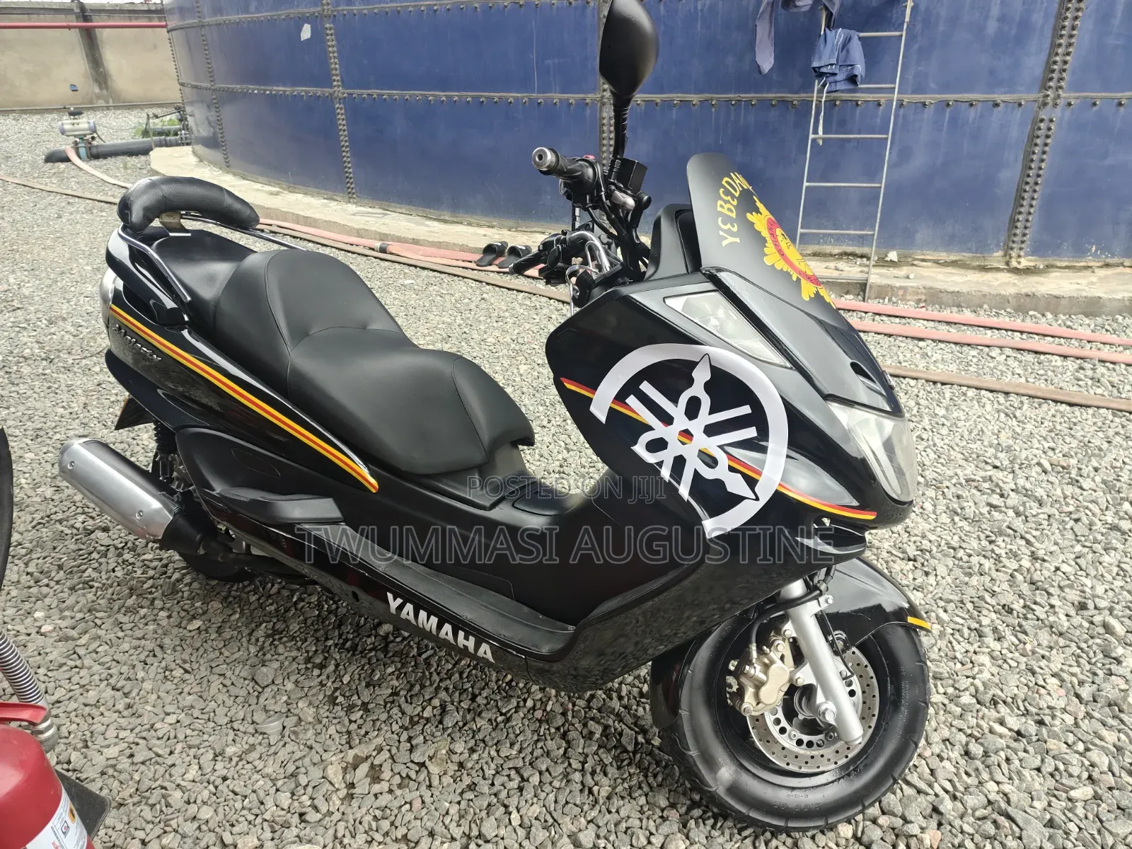 Yamaha 1987 Black