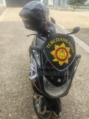 Yamaha 1987 Black