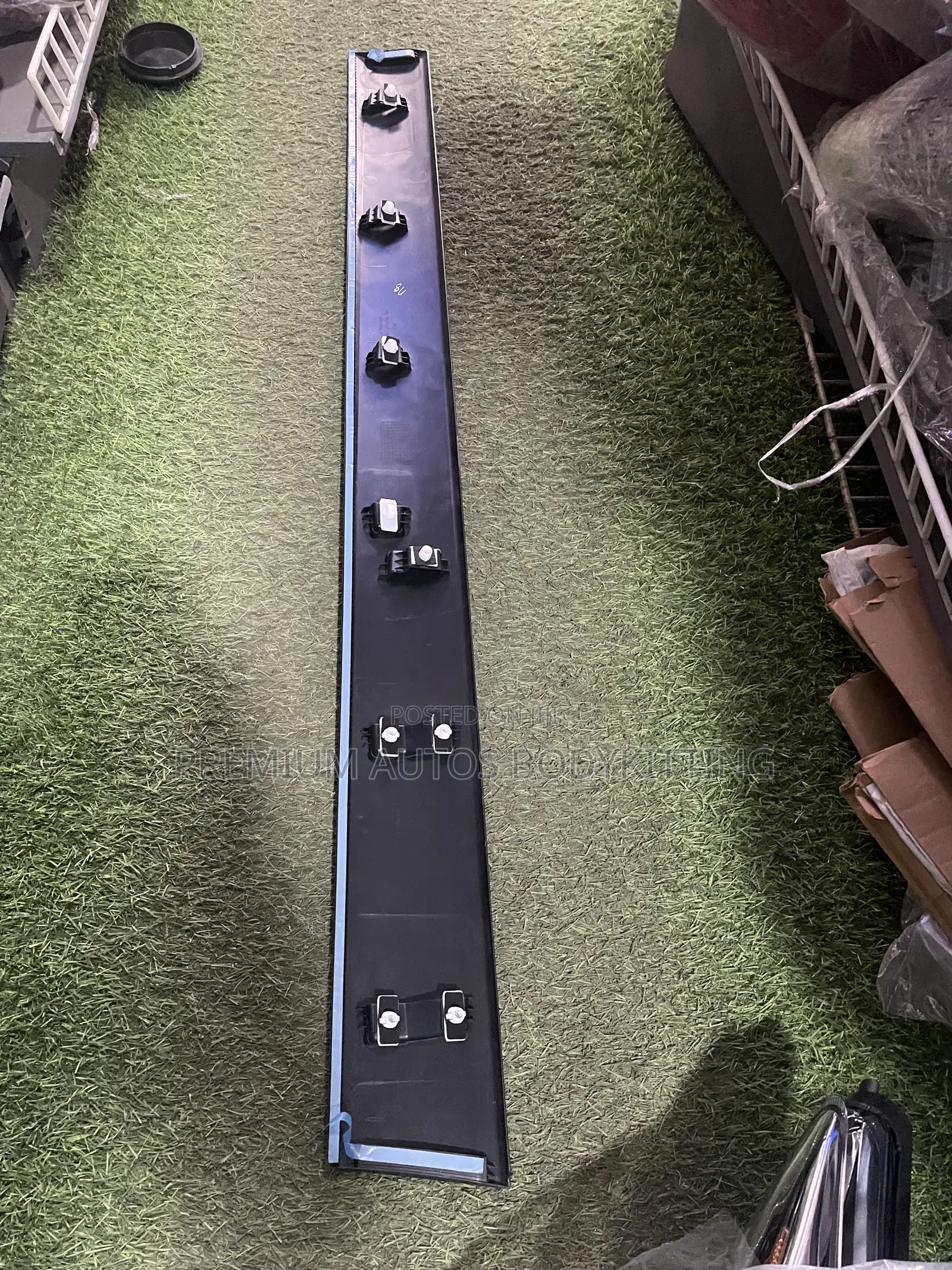 Title: 2019 Acura RDX Door Moulding