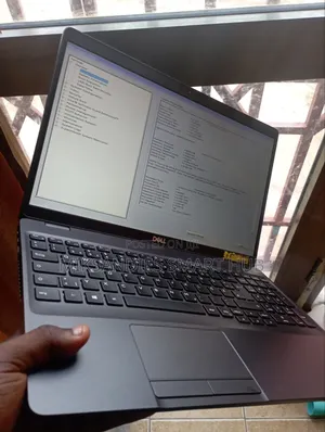Laptop Dell Latitude 5500 8GB Intel Core i5 SSD 256GB
