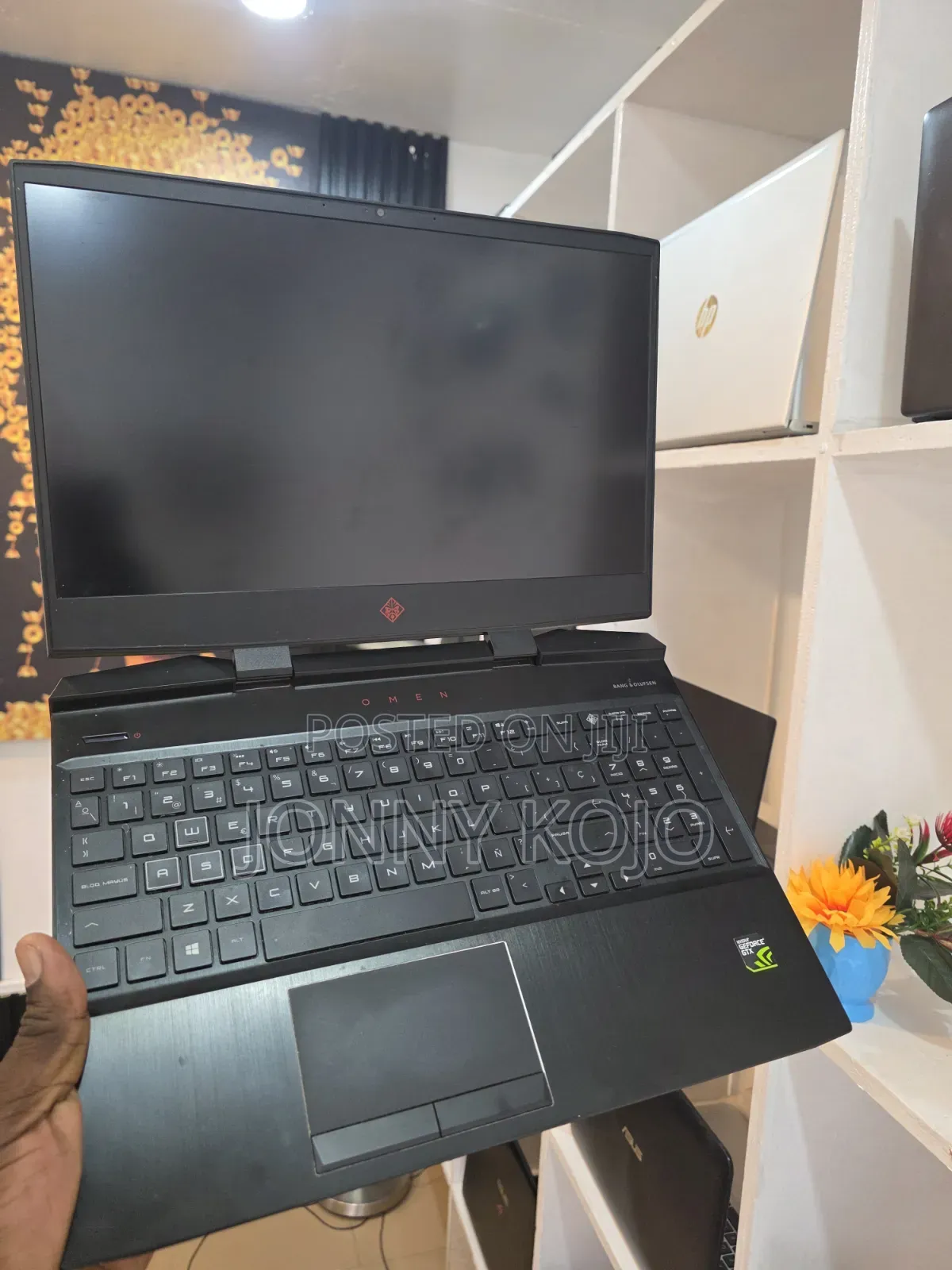 Laptop HP Omen 15-dh002nr 24GB Intel Core i5 SSD 512GB