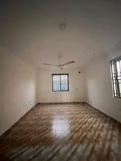 2bdrm Apartment in Cool, Trade Fair for rent