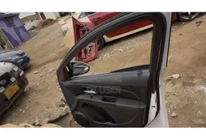 Chevrolet Cruze Doors