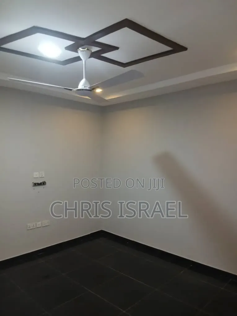 1bdrm Room & Parlour in Oyibi Estate, Valley View Area for rent
