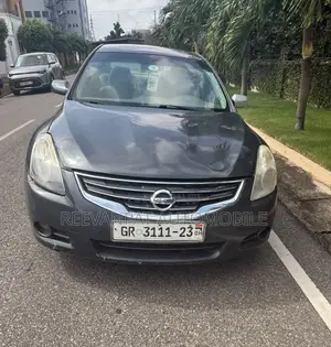 Nissan Altima 2015 Gray