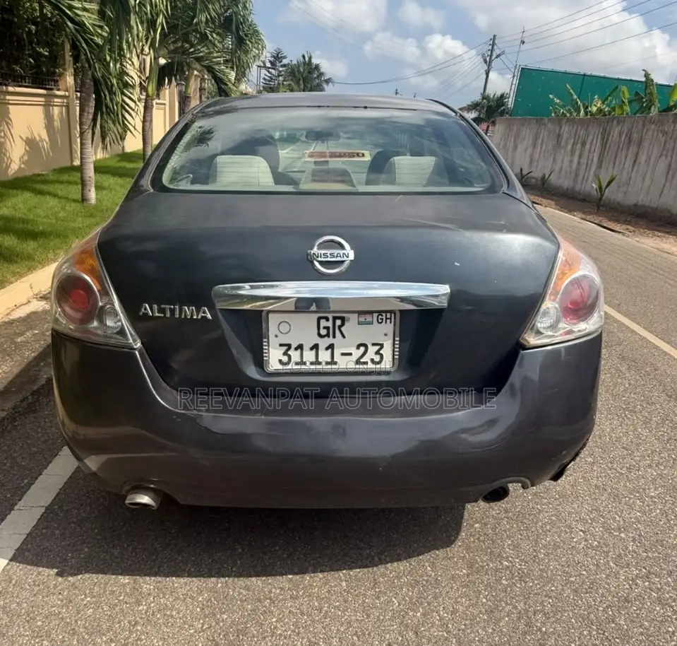 Nissan Altima 2015 Gray