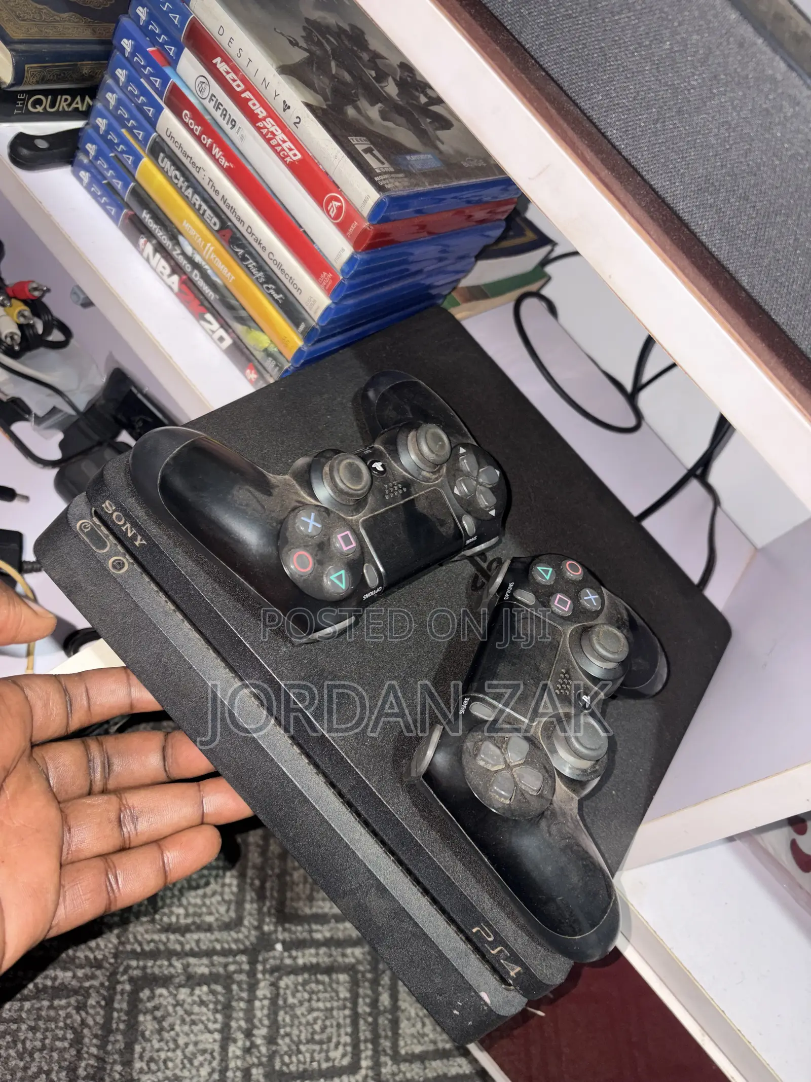 Playstation 4 Slim