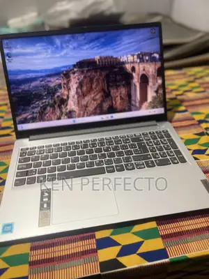 Laptop Lenovo Ideapad 3 4GB Intel Celeron SSD 128GB
