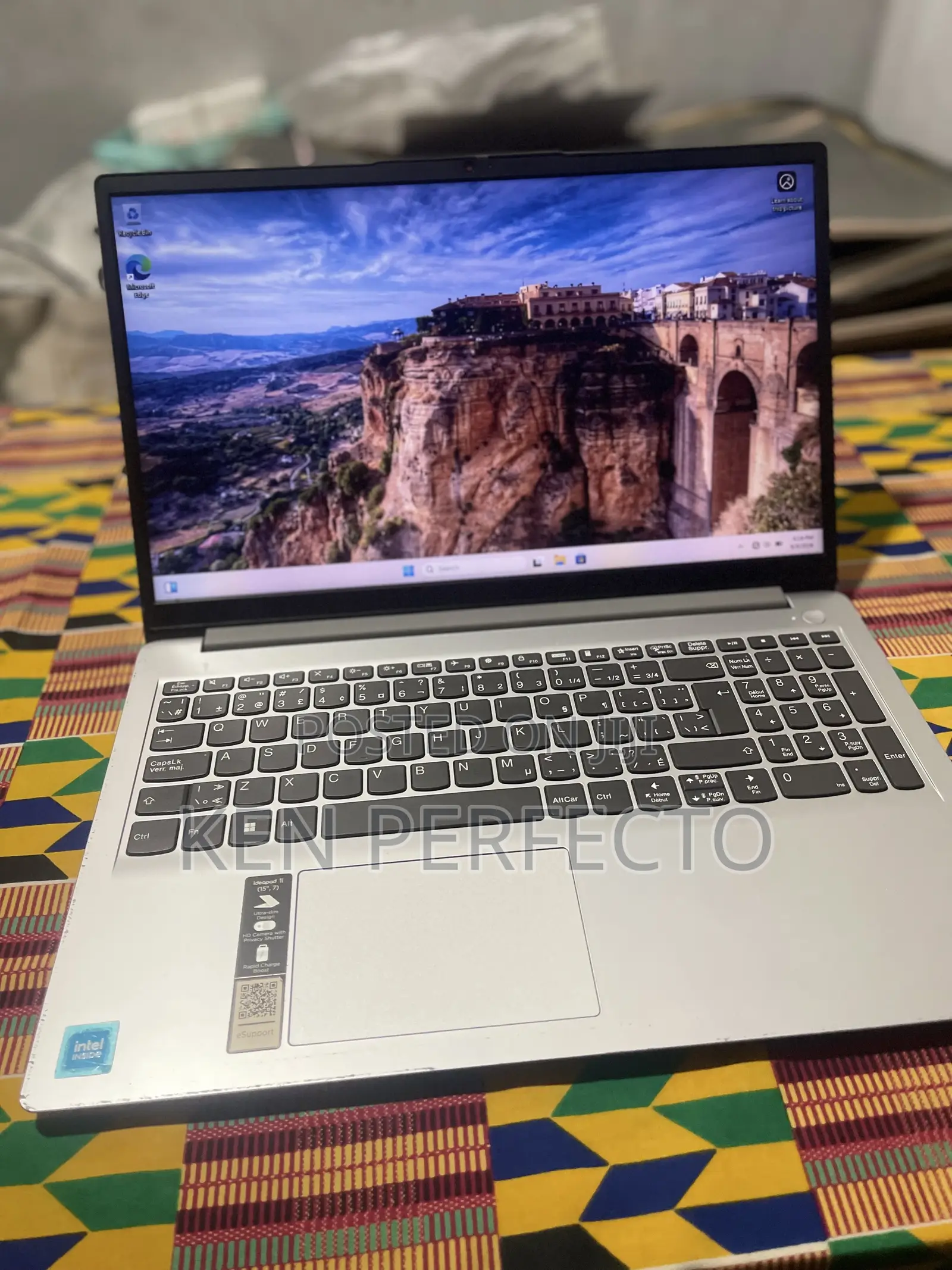 Laptop Lenovo Ideapad 3 4GB Intel Celeron SSD 128GB