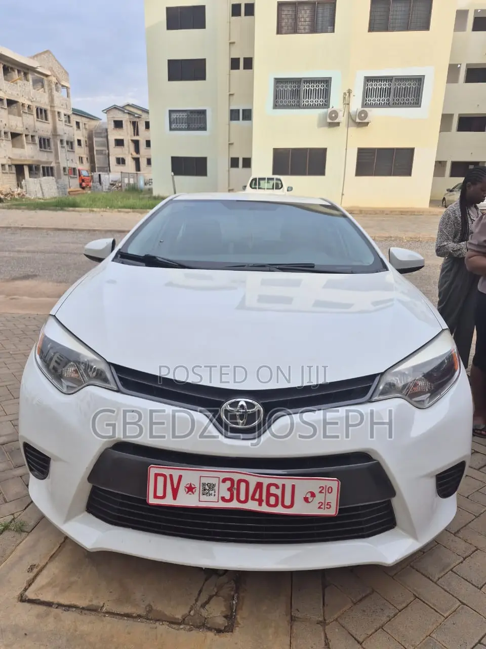 Toyota Corolla LE ECO Premium (1.8L 4cyl CVT) 2016 White