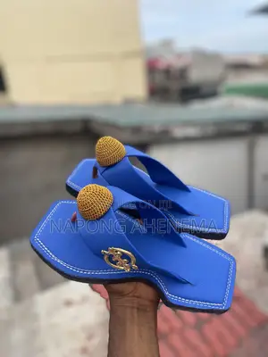Napong Ahenema