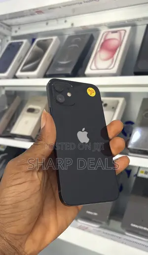 Apple iPhone 12 64 GB Black