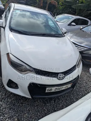 Toyota Corolla 2016 White