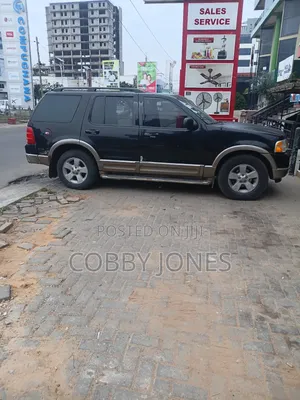 Ford Explorer Sport Trac 4x4 XLT Premium 2004 Black